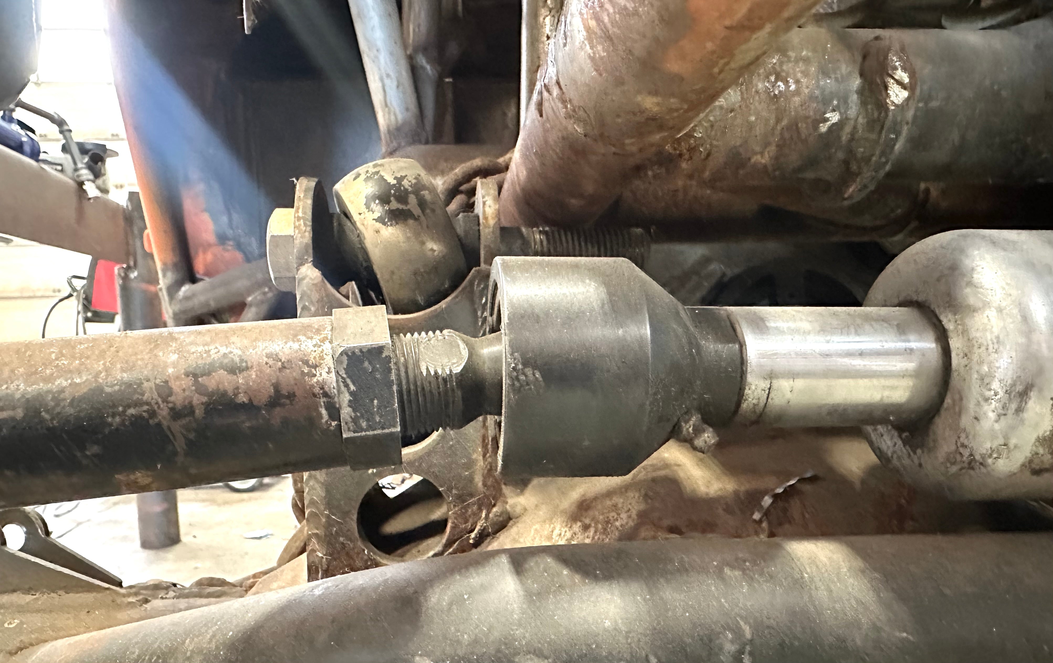 EMF Ball Socket, 7/8" x 1.25"